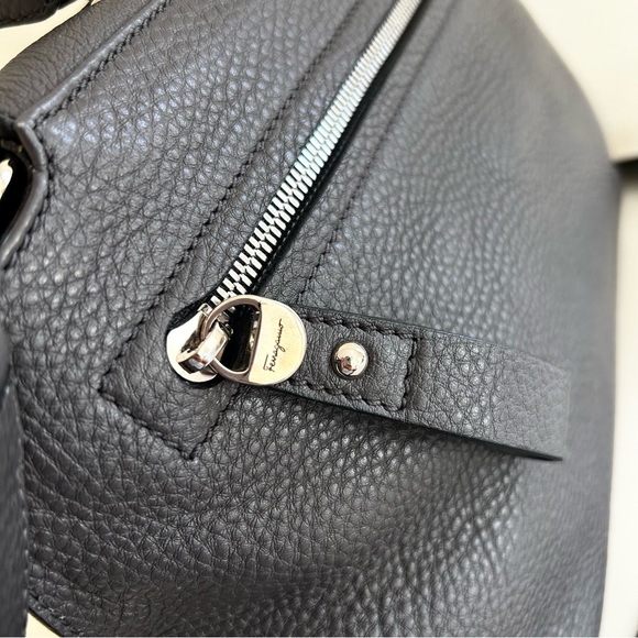 Salvatore Ferragamo Sofia Shoulder Bag Dark Gray Pebble Calfskin - Picture 7 of 16